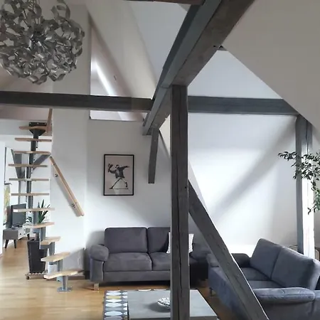 Fair Messe Rooftop Loft In ニュルンベルク
