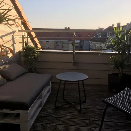 Fair Messe Rooftop Loft In ニュルンベルク